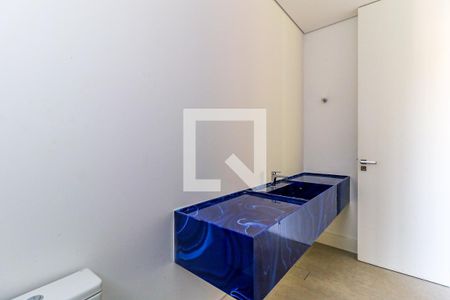 Casa de condomínio à venda com 850m², 4 quartos e 6 vagasLavabo