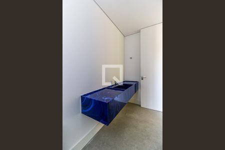 Casa de condomínio à venda com 850m², 4 quartos e 6 vagasLavabo