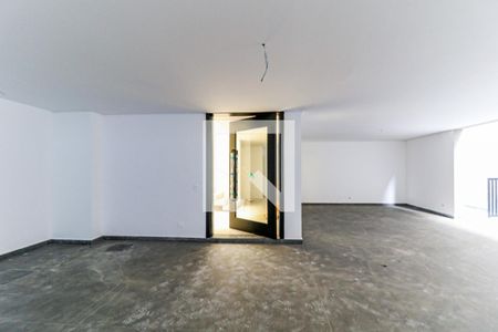 Casa de condomínio à venda com 850m², 4 quartos e 6 vagasGaragem