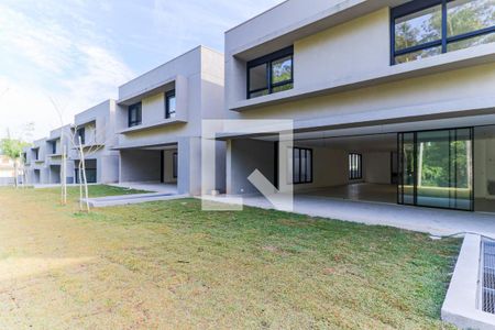 Casa de condomínio à venda com 850m², 4 quartos e 6 vagasJardim