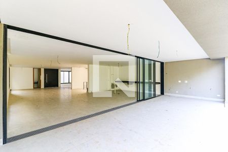 Casa de condomínio à venda com 850m², 4 quartos e 6 vagasVaranda