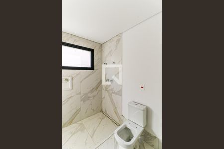 Casa de condomínio à venda com 838m², 4 quartos e 6 vagas Casa de condomínio à venda com 838m², 4 quartos e 6 vagasBanheiro 1 Suíte 4