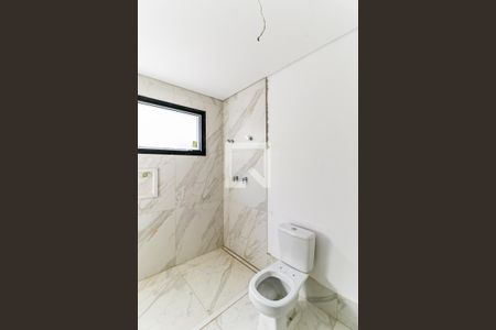 Casa de condomínio à venda com 838m², 4 quartos e 6 vagas Casa de condomínio à venda com 838m², 4 quartos e 6 vagasBanheiro Suíte 3