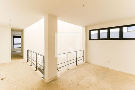 Casa de condomínio à venda com 838m², 4 quartos e 6 vagas Casa de condomínio à venda com 838m², 4 quartos e 6 vagasHall Quartos