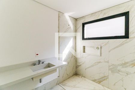 Casa de condomínio à venda com 838m², 4 quartos e 6 vagas Casa de condomínio à venda com 838m², 4 quartos e 6 vagasBanheiro 1 Suíte 4