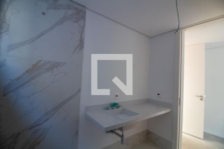 Casa à venda com 849m², 4 quartos e 6 vagasBanheiro da Suíte 1