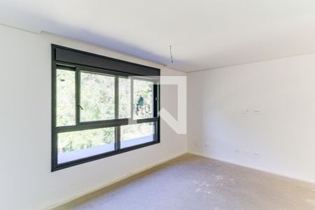 Casa de condomínio à venda com 828m², 4 quartos e 6 vagas Casa de condomínio à venda com 828m², 4 quartos e 6 vagasSuíte 1