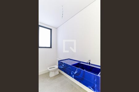 Casa de condomínio à venda com 828m², 4 quartos e 6 vagas Casa de condomínio à venda com 828m², 4 quartos e 6 vagasLavabo