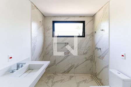 Casa de condomínio à venda com 828m², 4 quartos e 6 vagas Casa de condomínio à venda com 828m², 4 quartos e 6 vagasBanheiro 1 Suíte 4