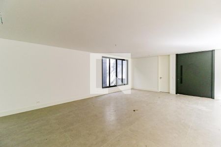 Sala de casa de condomínio à venda com 4 quartos, 828m² em Chácara Santo Antônio, São Paulo