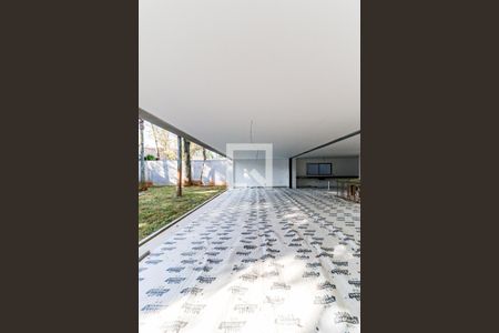 Casa de condomínio à venda com 935m², 4 quartos e 6 vagas Casa de condomínio à venda com 935m², 4 quartos e 6 vagasJardim