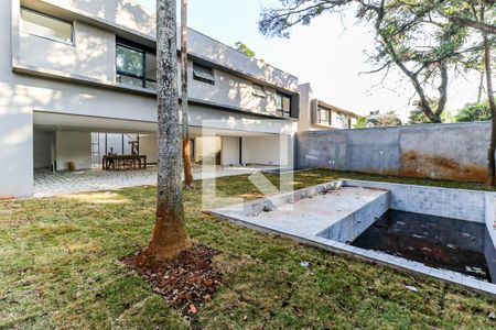 Casa de condomínio à venda com 935m², 4 quartos e 6 vagas Casa de condomínio à venda com 935m², 4 quartos e 6 vagasJardim