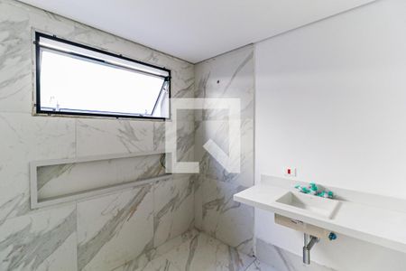 Casa de condomínio à venda com 935m², 4 quartos e 6 vagas Casa de condomínio à venda com 935m², 4 quartos e 6 vagasBanheiro Suíte 3