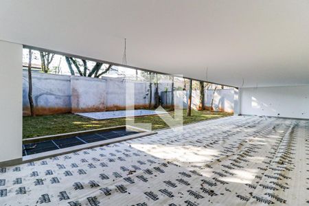 Casa de condomínio à venda com 935m², 4 quartos e 6 vagas Casa de condomínio à venda com 935m², 4 quartos e 6 vagasJardim