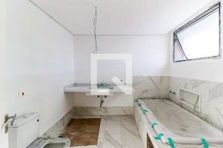 Casa de condomínio à venda com 935m², 4 quartos e 6 vagas Casa de condomínio à venda com 935m², 4 quartos e 6 vagasBanheiro 2 Suíte 4