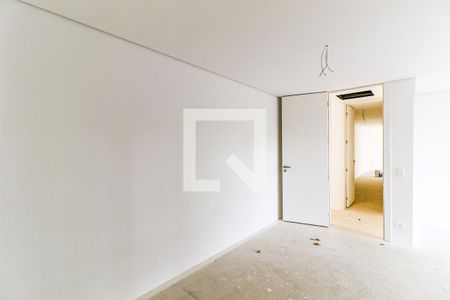 Casa de condomínio à venda com 935m², 4 quartos e 6 vagas Casa de condomínio à venda com 935m², 4 quartos e 6 vagasSuíte 3