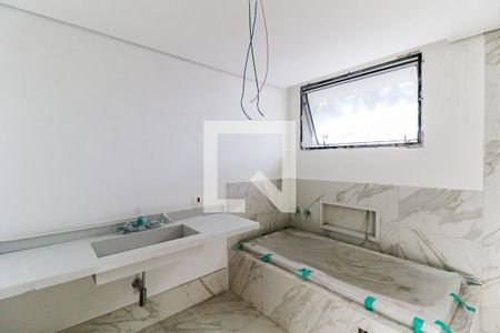 Casa de condomínio à venda com 935m², 4 quartos e 6 vagas Casa de condomínio à venda com 935m², 4 quartos e 6 vagasBanheiro 2 Suíte 4