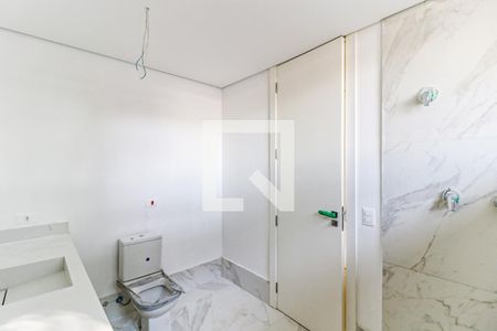 Casa de condomínio à venda com 935m², 4 quartos e 6 vagas Casa de condomínio à venda com 935m², 4 quartos e 6 vagasBanheiro 1 Suíte 4