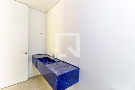 Lavabo de casa de condomínio à venda com 4 quartos, 935m² em Chácara Santo Antônio, São Paulo