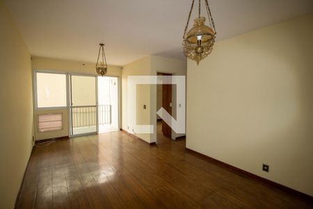 Sala de apartamento para alugar com 2 quartos, 80m² em Vila Isabel, Rio de Janeiro