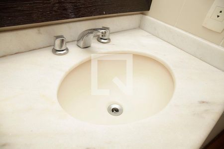 Apartamento para alugar com 81m², 3 quartos e 2 vagasBanheiro Quarto 1 Suíte