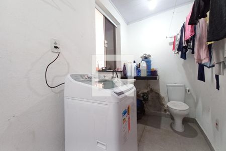 Casa à venda com 200m², 3 quartos e 5 vagasÁrea de Serviço