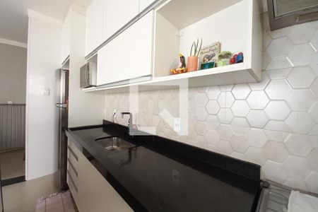 Casa à venda com 200m², 3 quartos e 5 vagasCozinha 