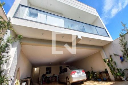 Casa à venda com 200m², 3 quartos e 5 vagasFachada do Prédio