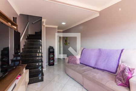 Sala  de casa à venda com 2 quartos, 70m² em Veloso, Osasco
