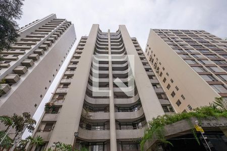 Apartamento à venda com 140m², 3 quartos e 2 vagasFachada