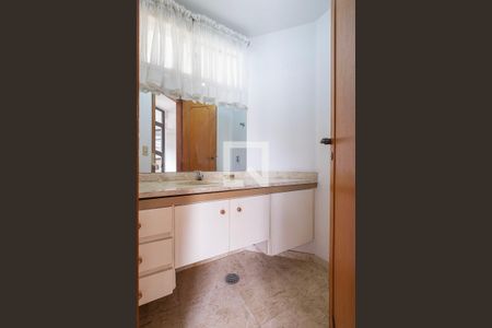 Apartamento à venda com 140m², 3 quartos e 2 vagasLavabo