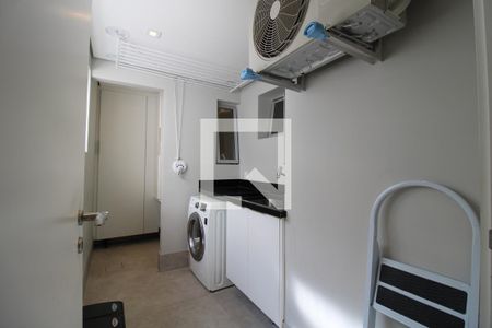 Apartamento à venda com 95m², 3 quartos e 1 vagaÁrea de serviço 