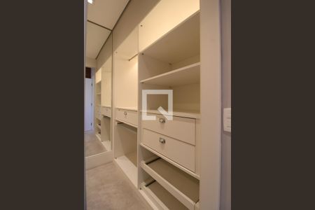 Apartamento à venda com 95m², 3 quartos e 1 vagaSuíte - Closet 