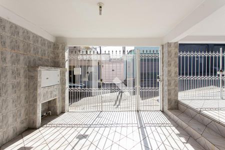 Garagem de casa à venda com 4 quartos, 188m² em Vila Carrao, São Paulo