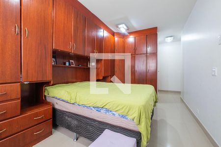 Apartamento à venda com 121m², 3 quartos e 1 vaga Apartamento à venda com 121m², 3 quartos e 1 vagaSuíte