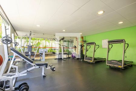 Apartamento à venda com 121m², 3 quartos e 1 vaga Apartamento à venda com 121m², 3 quartos e 1 vagaAcademia