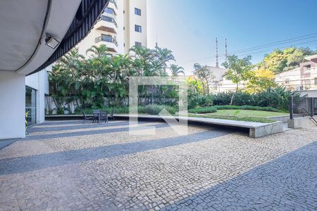 Apartamento à venda com 121m², 3 quartos e 1 vaga Apartamento à venda com 121m², 3 quartos e 1 vagaÁrea comum