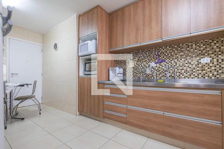 Apartamento à venda com 121m², 3 quartos e 1 vaga Apartamento à venda com 121m², 3 quartos e 1 vagaCozinha