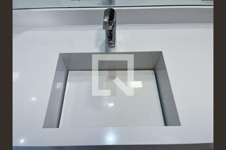 Apartamento para alugar com 81m², 2 quartos e 1 vaga Apartamento para alugar com 81m², 2 quartos e 1 vagaBanheiro da Suíte 1