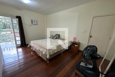 Casa à venda com 395m², 5 quartos e 2 vagas Casa à venda com 395m², 5 quartos e 2 vagasSuíte 1