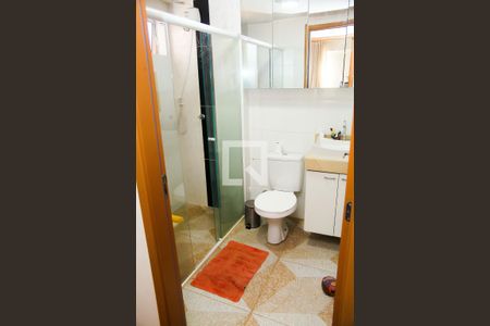 Apartamento à venda com 58m², 2 quartos e 1 vaga Apartamento à venda com 58m², 2 quartos e 1 vagaBanheiro