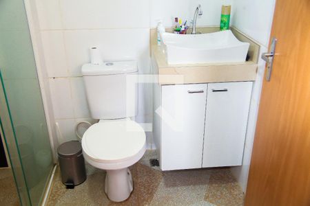 Banheiro de apartamento para alugar com 2 quartos, 58m² em Samambaia Norte (samambaia), Brasília