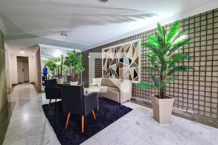 Apartamento à venda com 107m², 3 quartos e 2 vagasHall social