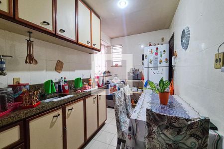 Apartamento à venda com 107m², 3 quartos e 2 vagasCozinha