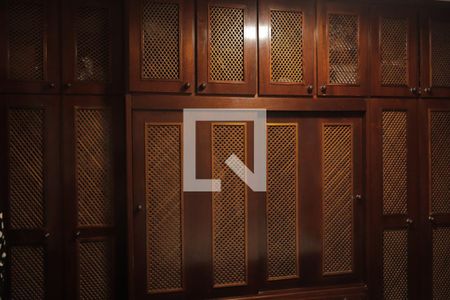 Casa à venda com 150m², 3 quartos e 2 vagasSuíte