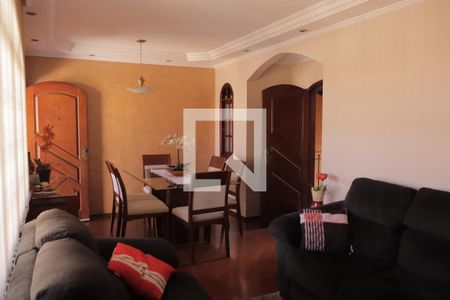 Sala de casa à venda com 3 quartos, 150m² em Vila Iorio, São Paulo