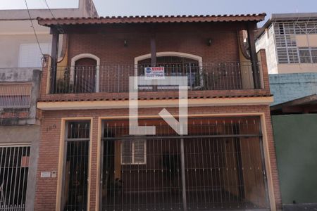 Casa à venda com 150m², 3 quartos e 2 vagasFachada