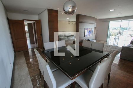 Sala de apartamento à venda com 3 quartos, 397m² em Tanque, Rio de Janeiro