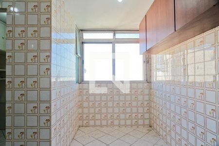 Apartamento para alugar com 90m², 3 quartos e 1 vagaÁrea de Serviço