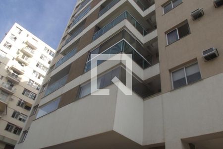 Apartamento à venda com 72m², 2 quartos e 1 vagaFachada